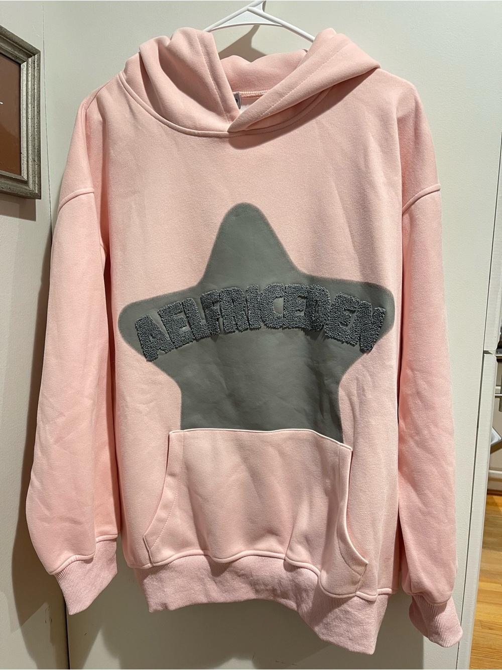 Aelfric Eden Oversized Light Pink & Gray XS Star Graphic Hoodie Streetwear NWT